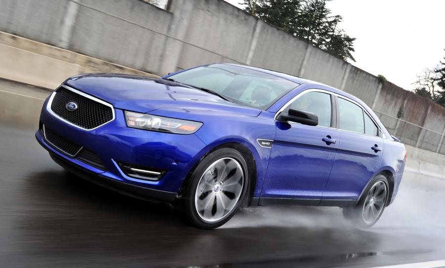  Ford Taurus SHO 2013 года  (фото 48 из 56)